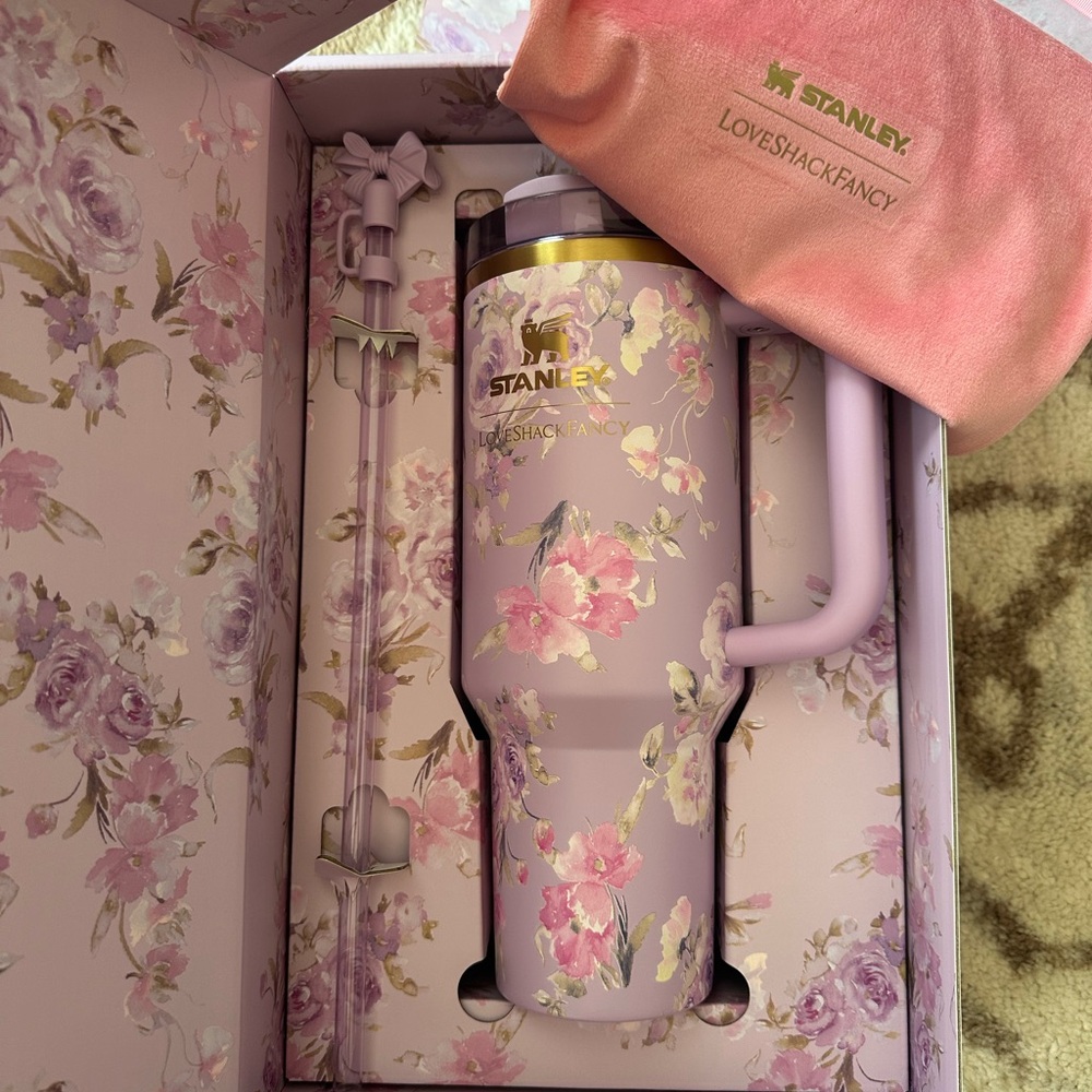 NIB Love Shack Fancy X Stanley Happy Thoughts 40 oz